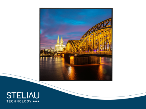 44.7” 1:1 square LCD display, 2160x2160 resolution, 1000 nits brightness, LED backlight, sunlight readable, low power, 100,000h lifespan.